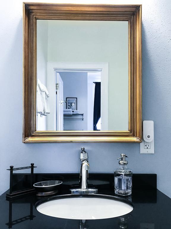The Blue60 Marigny Inn นิวออร์ลีนส์ ภายนอก รูปภาพ